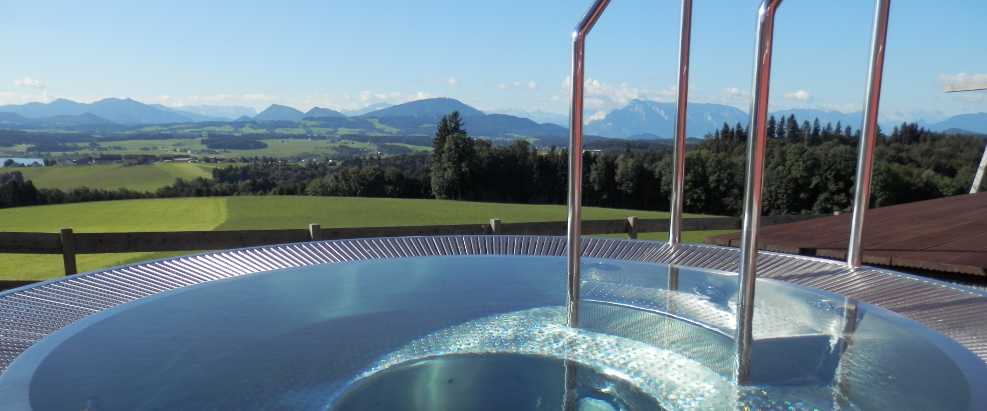 pool_background2